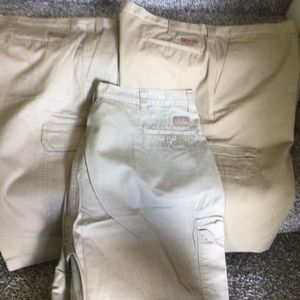 Dickies Mens Cargo Shorts - size 44